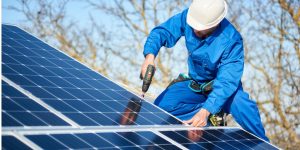 Installation Maintenance Panneaux Solaires Photovoltaïques à Faucigny